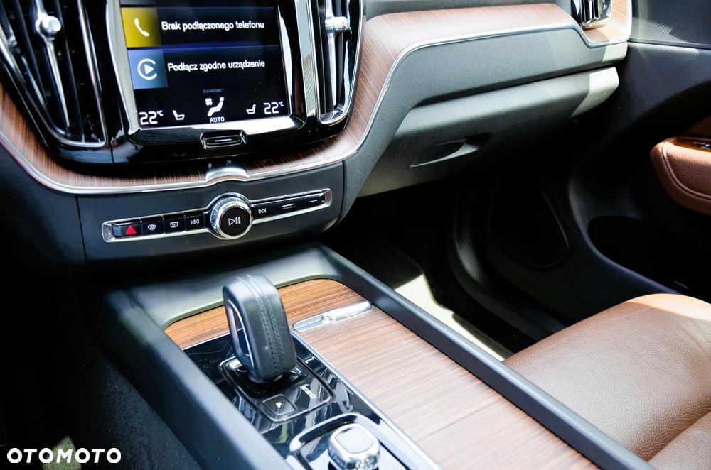 Volvo XC 60 - 21