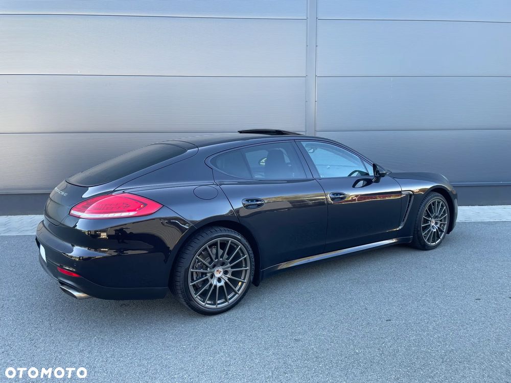 Porsche Panamera - 6