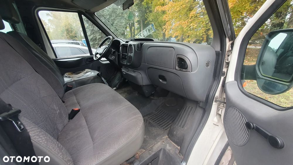 Ford Transit - 6
