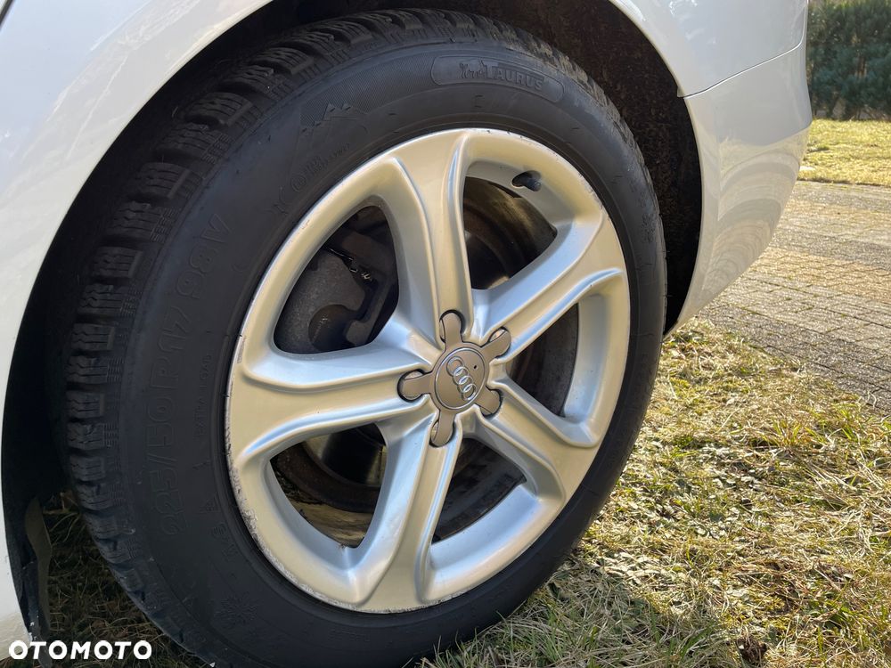 Audi A4 Avant 2.0 TDI DPF multitronic Ambiente - 14