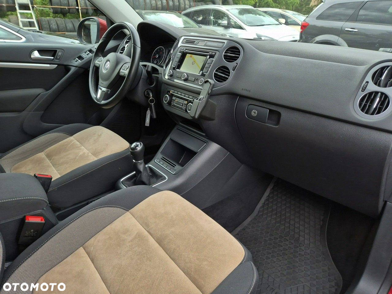 Volkswagen Tiguan 1.4 TSI Sport&Style - 23