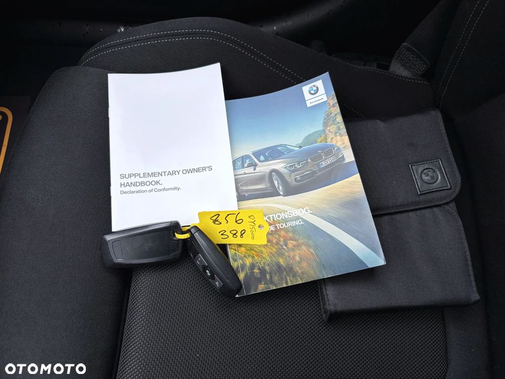 BMW Seria 3 320d Sport Line - 35