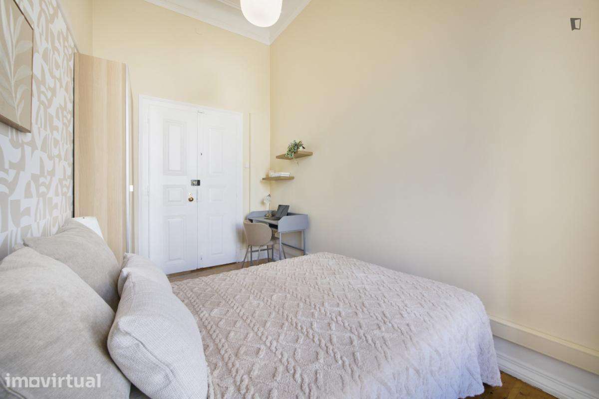 Quarto - localizado em Santos Lisbon - Grande imagem: 4/24