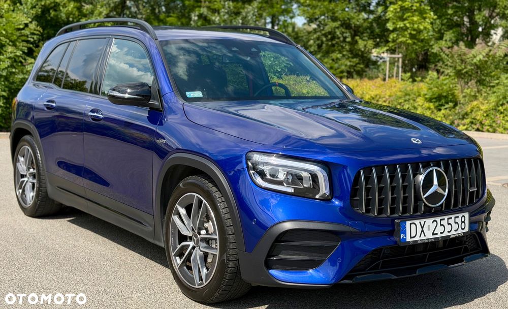 Mercedes-Benz GLB - 1