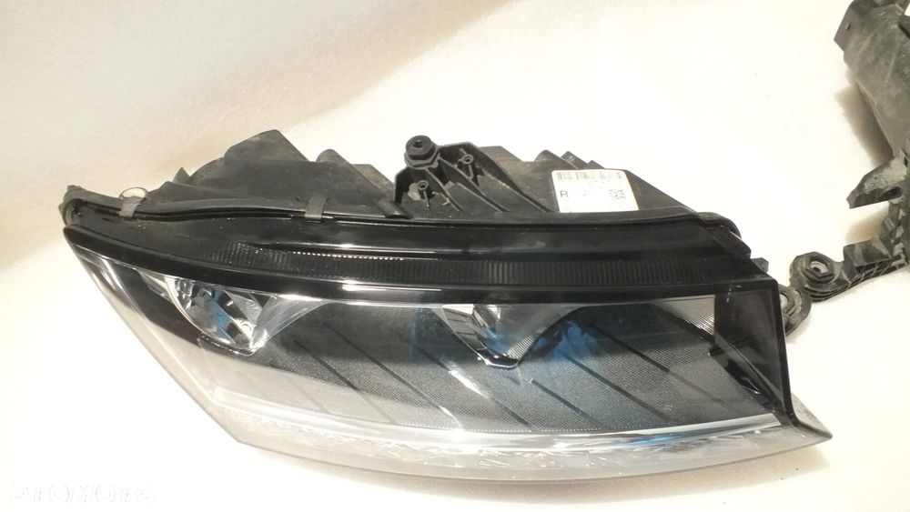 Lampa przednia lewa prawa Skoda Fabia III LED - 3