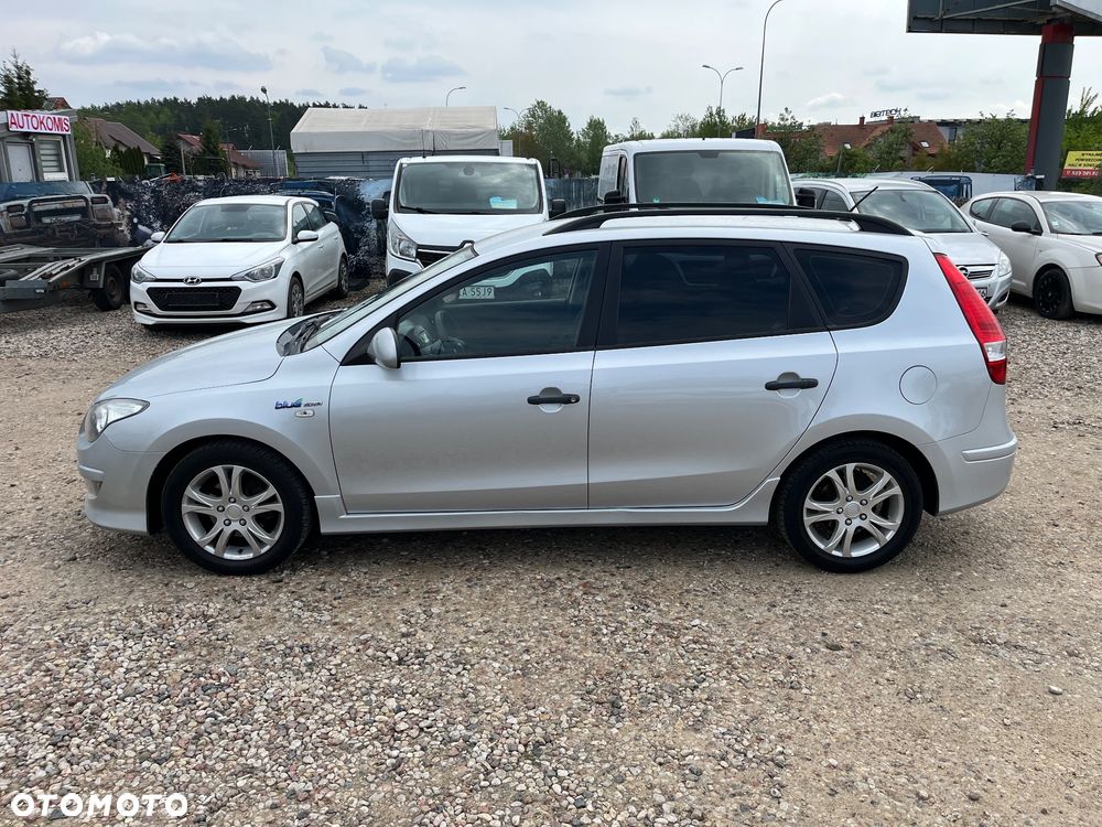 Hyundai i30 i30cw 1.4 blue Comfort - 24