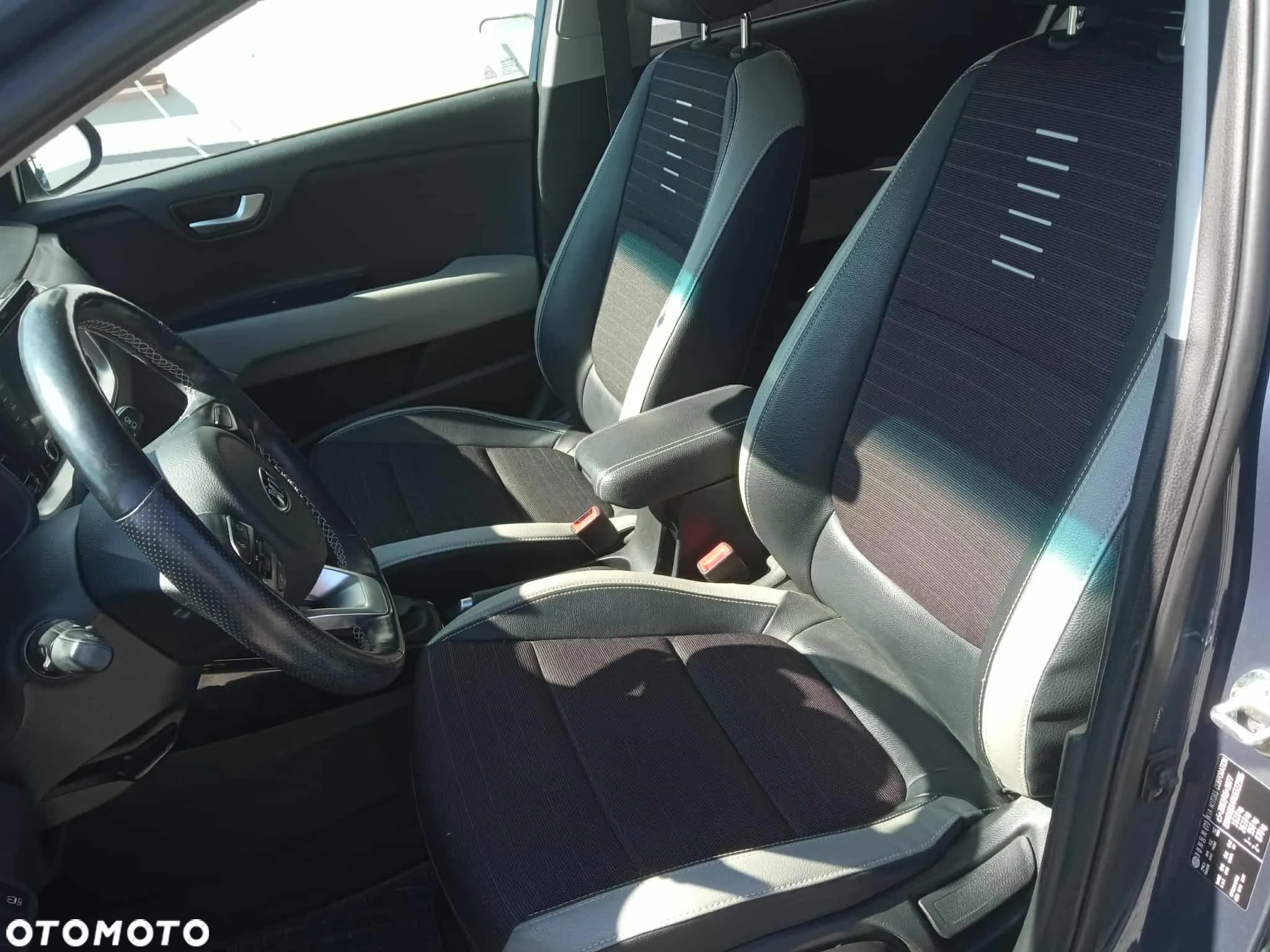 Kia Stonic 1.4 XL - 11