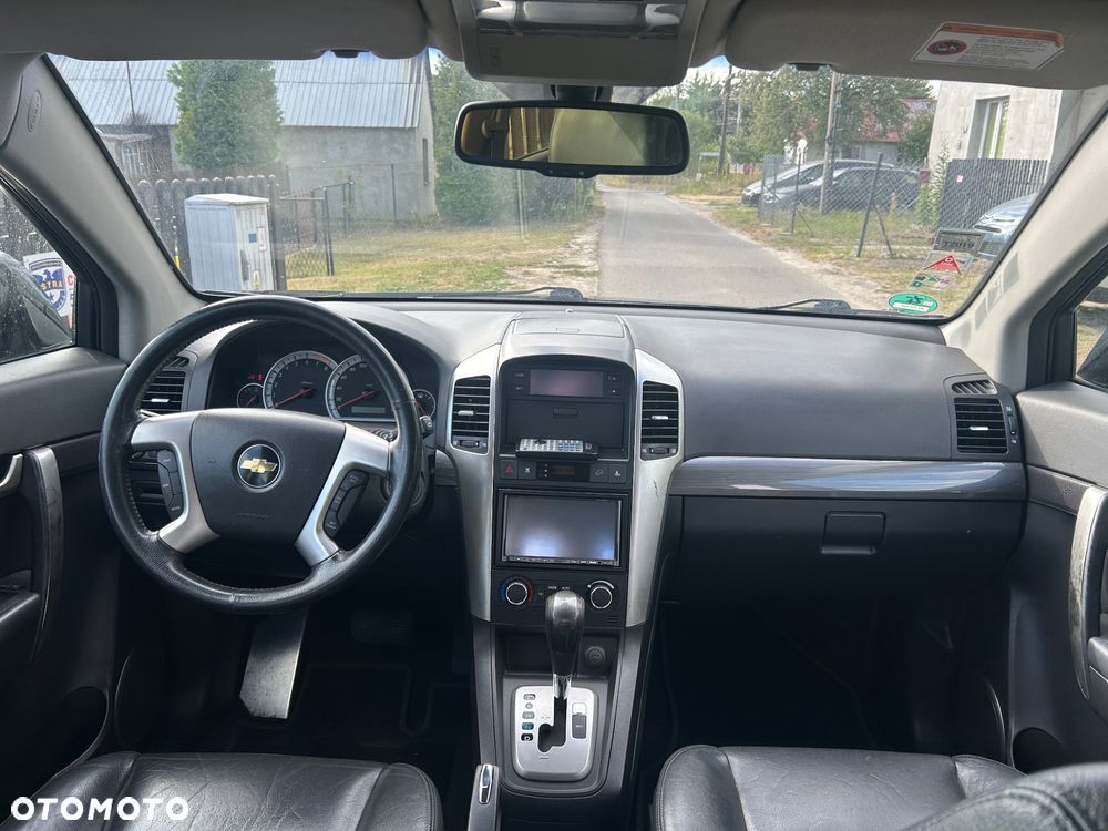 Chevrolet Captiva 3.2 4WD 7 Sitzer LT - 19
