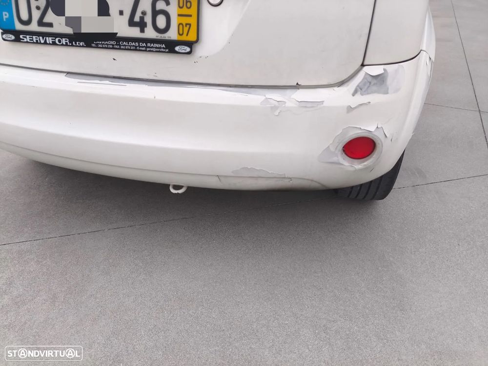 Ford Fiesta 1.4 TDCi Ambiente - 3