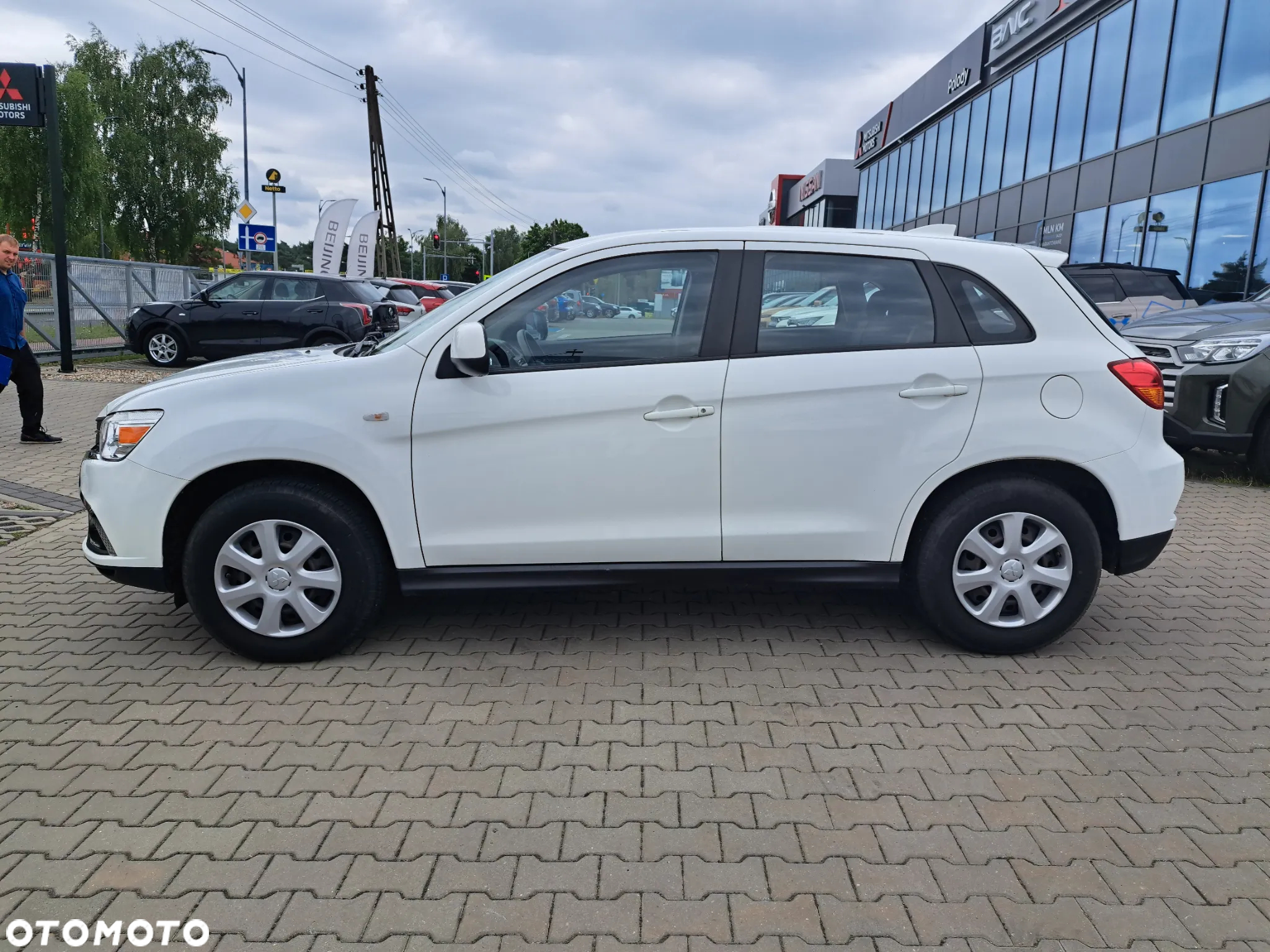 Mitsubishi ASX 1.6 Inform - 12