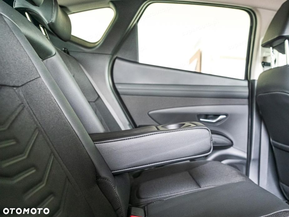 Hyundai Tucson - 16