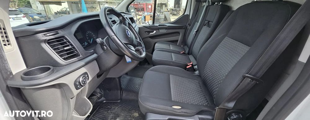 Ford Transit Custom DCIV 320 2.0 EcoBlue 130 CP L1H1 Active Aut. - 10