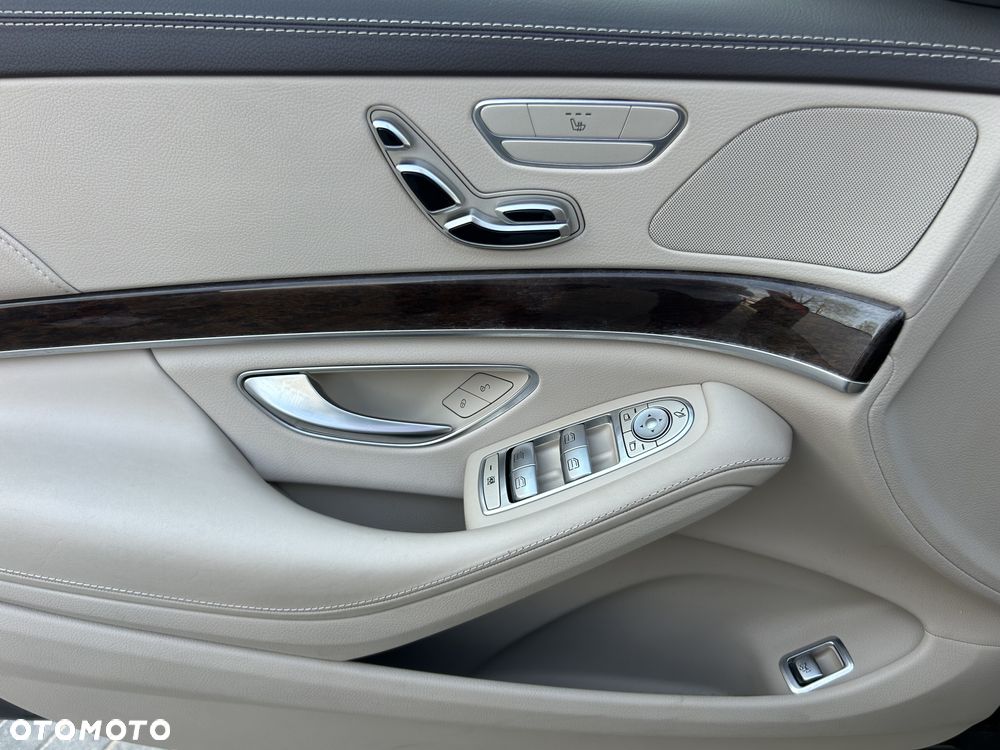 Mercedes-Benz Klasa S 400 d 4-Matic 9G-TRONIC - 22