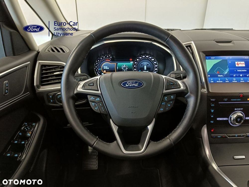 Ford S-Max 2.5 Duratec FHEV (7-Sitzer) TITANIUM - 17