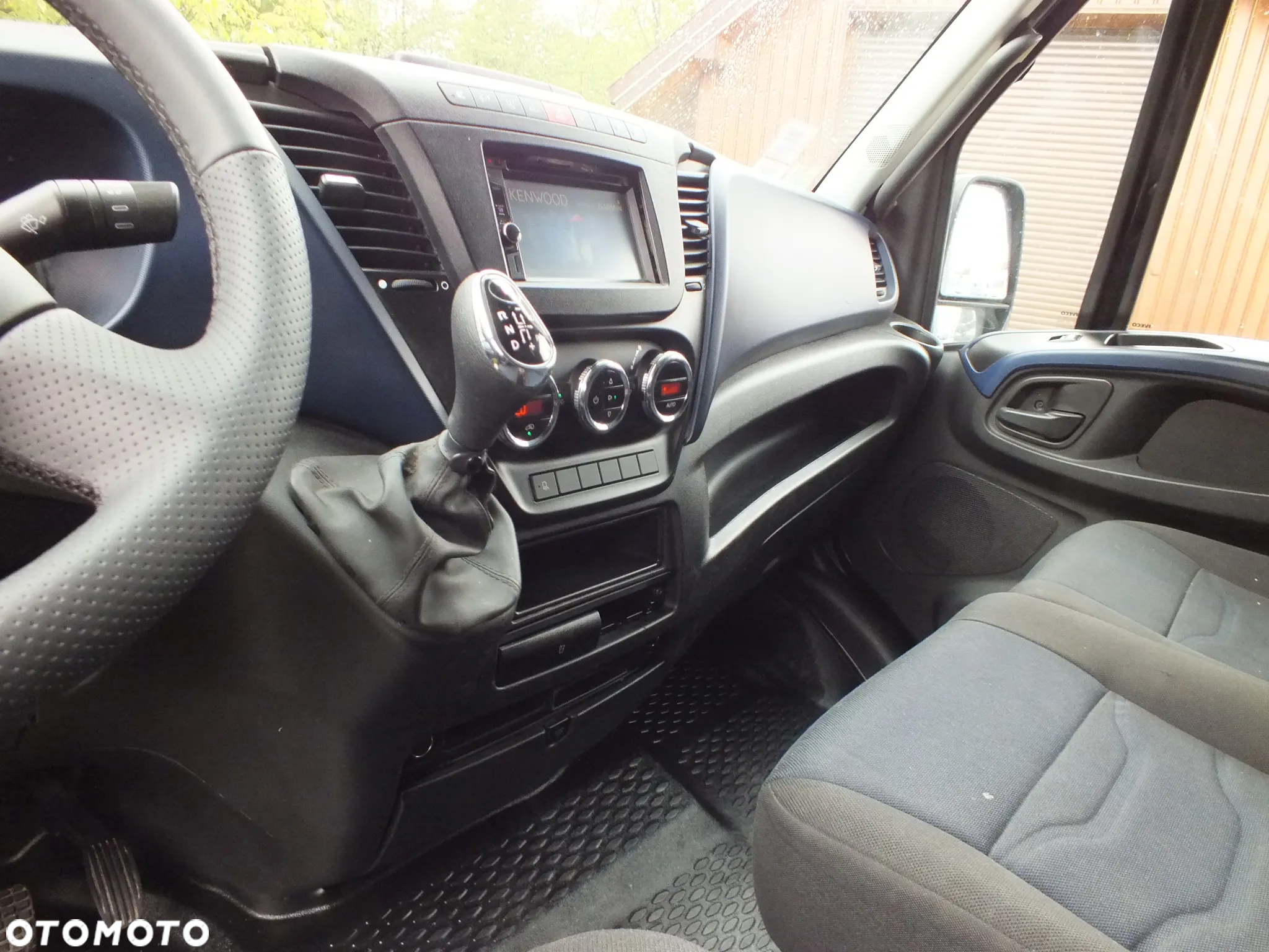 Iveco Daily - 25