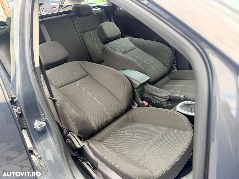 Opel Astra 1.7 CDTI DPF ecoFLEX TourerStart/Stop 105g Sport - 22