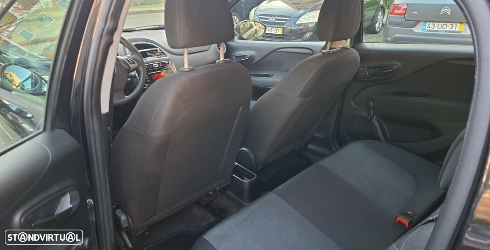 Fiat Punto - 10