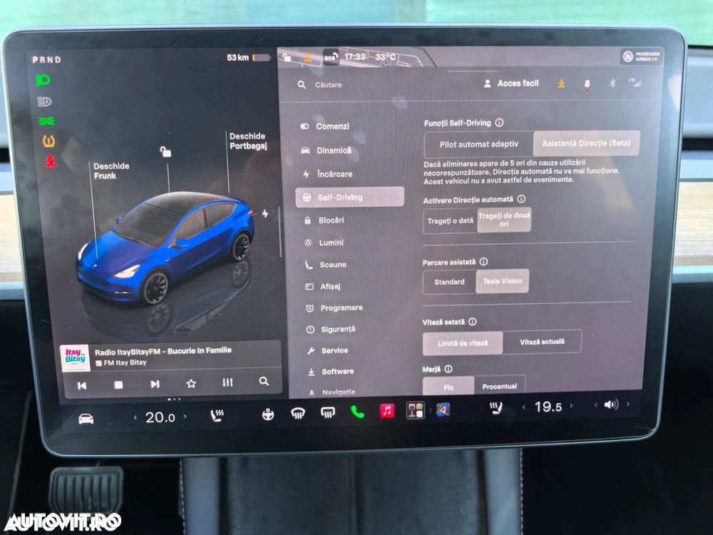 Tesla Model Y Long Range AWD Premium - 15