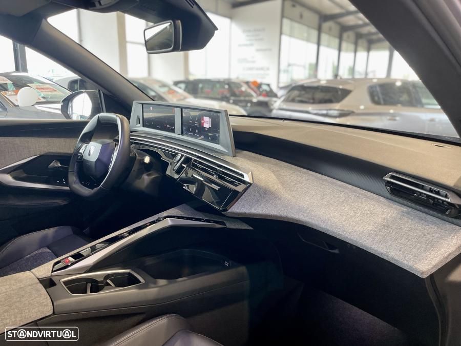 Peugeot 3008 1.2 Hybrid Allure e-DCS6 - 29