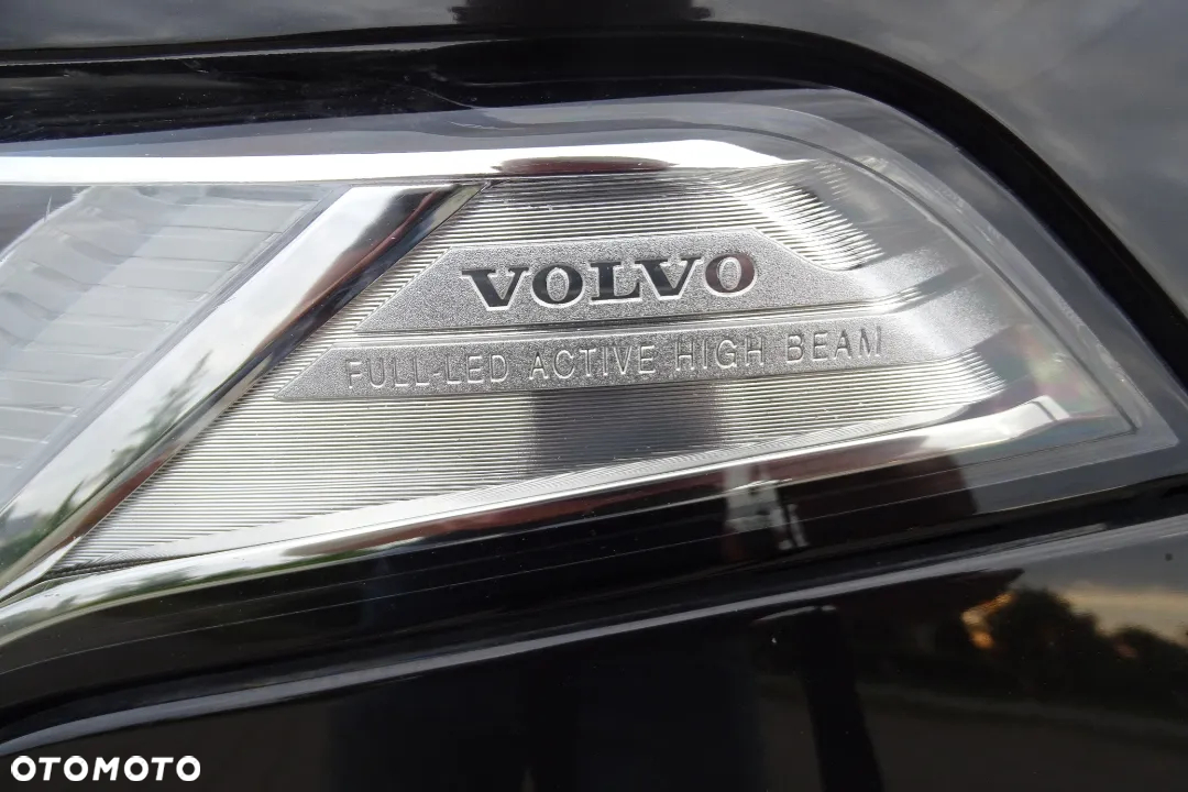 Volvo XC 90 T6 AWD R-Design 7os - 5