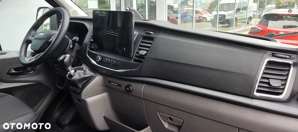 Ford Transit - 11