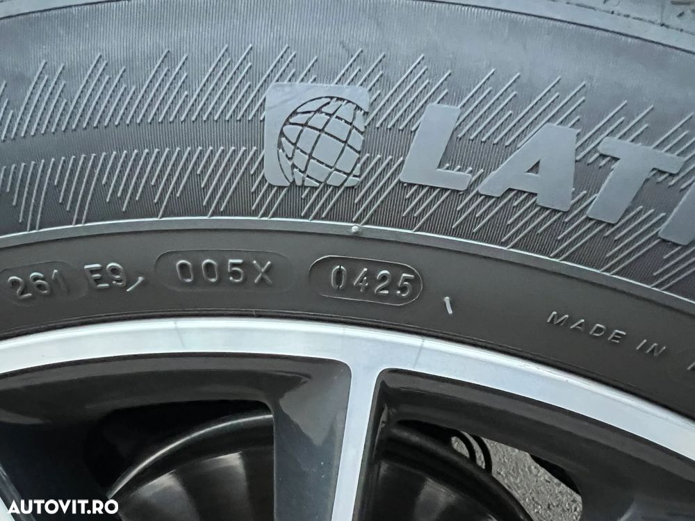 Mercedes-Benz GLE 350 d 4MATIC - 29