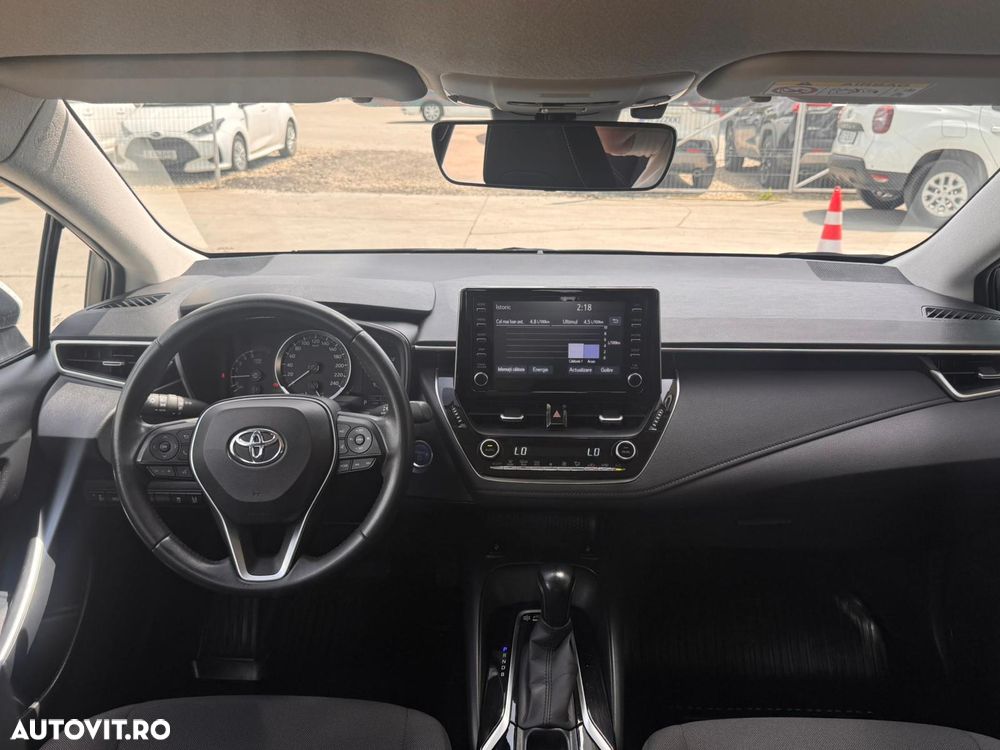 Toyota Corolla 1.8 HSD Business - 25