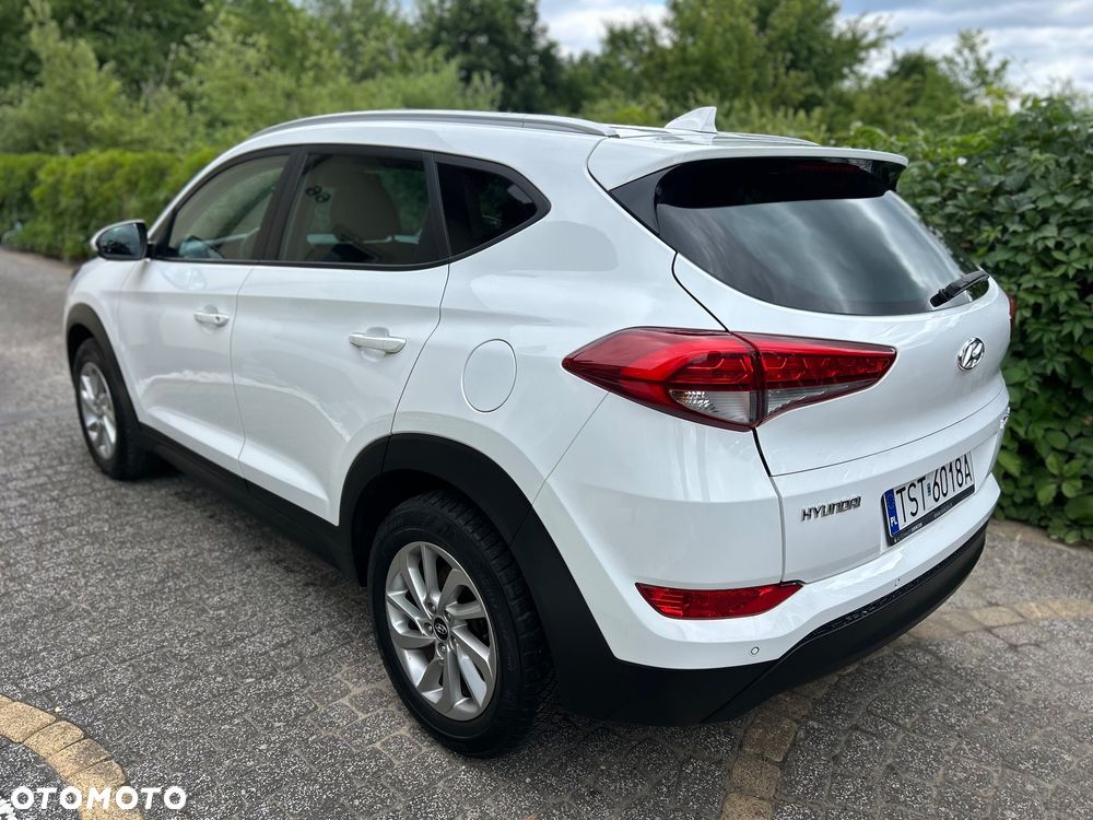 Hyundai Tucson blue 1.7 CRDi 2WD Passion - 8