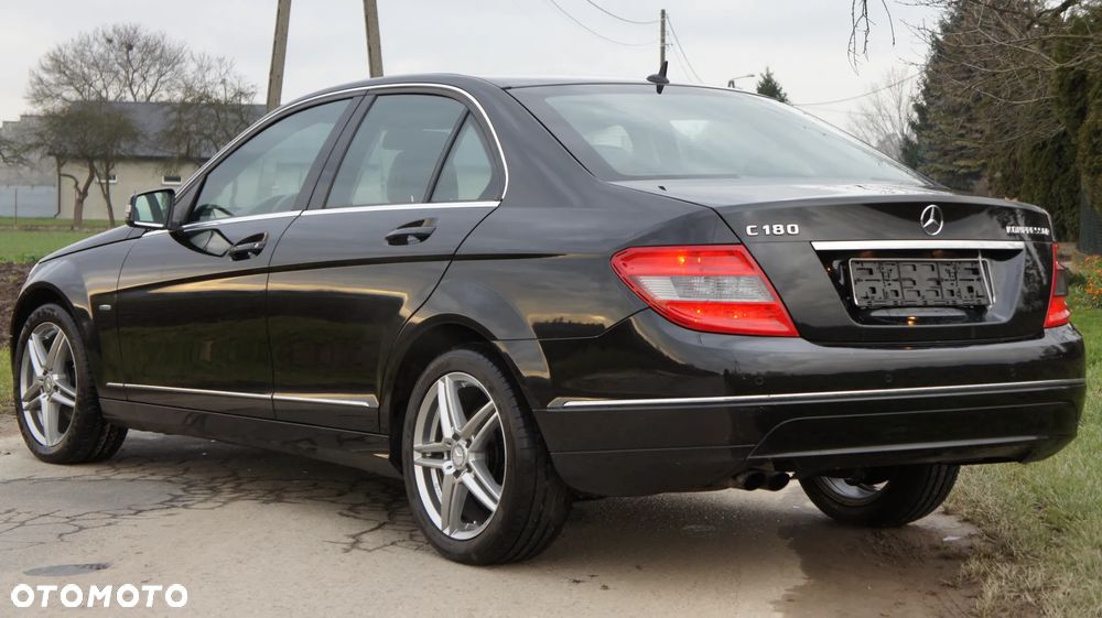 Mercedes-Benz Klasa C 180 Kompressor BlueEFFICIENCY - 8