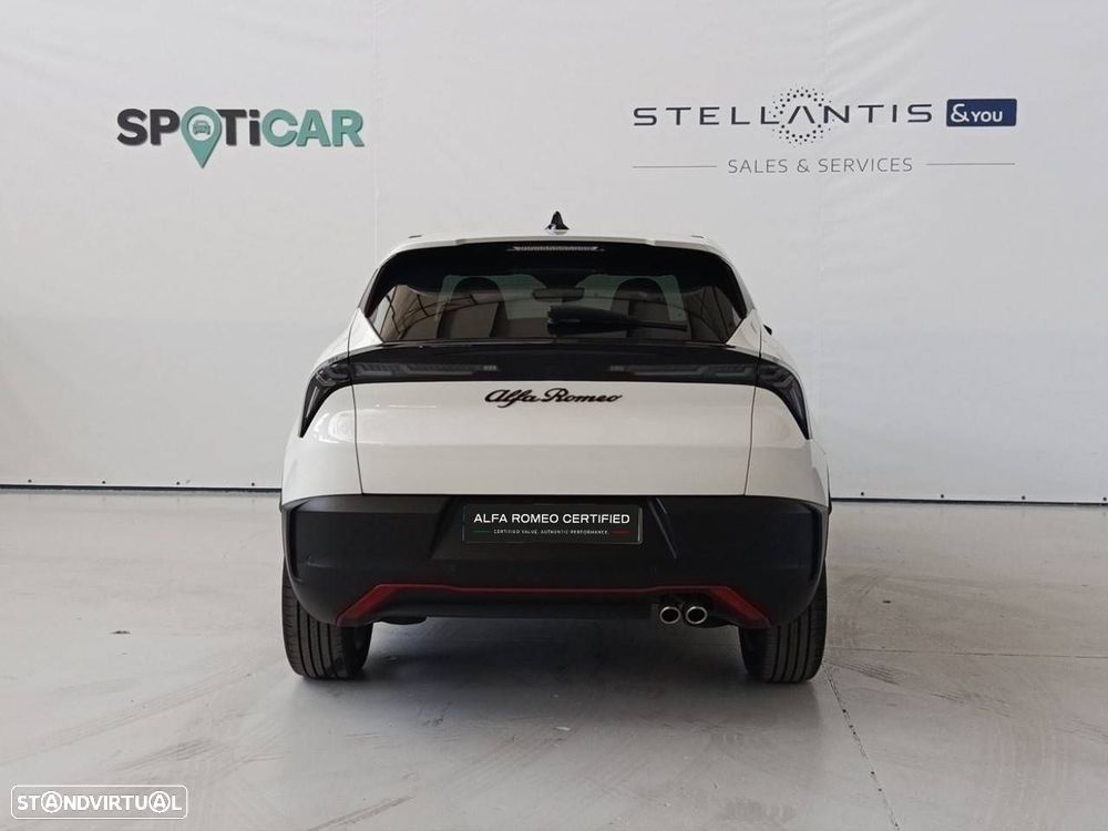 Alfa Romeo Junior 1.2 Speciale eDCT6 - 7