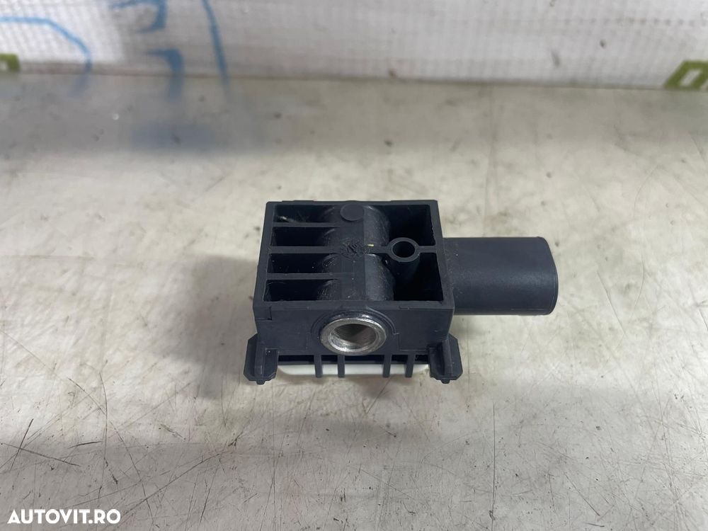 Senzor impact 0038202826 Mercedes-Benz ML W164 [2005 - 2008] 3.0 cdi - 2