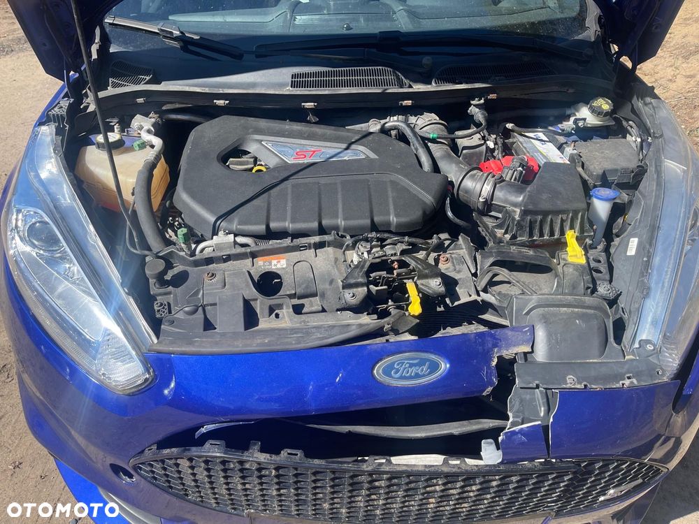 Ford Fiesta 1.6 EcoBoost ST - 18