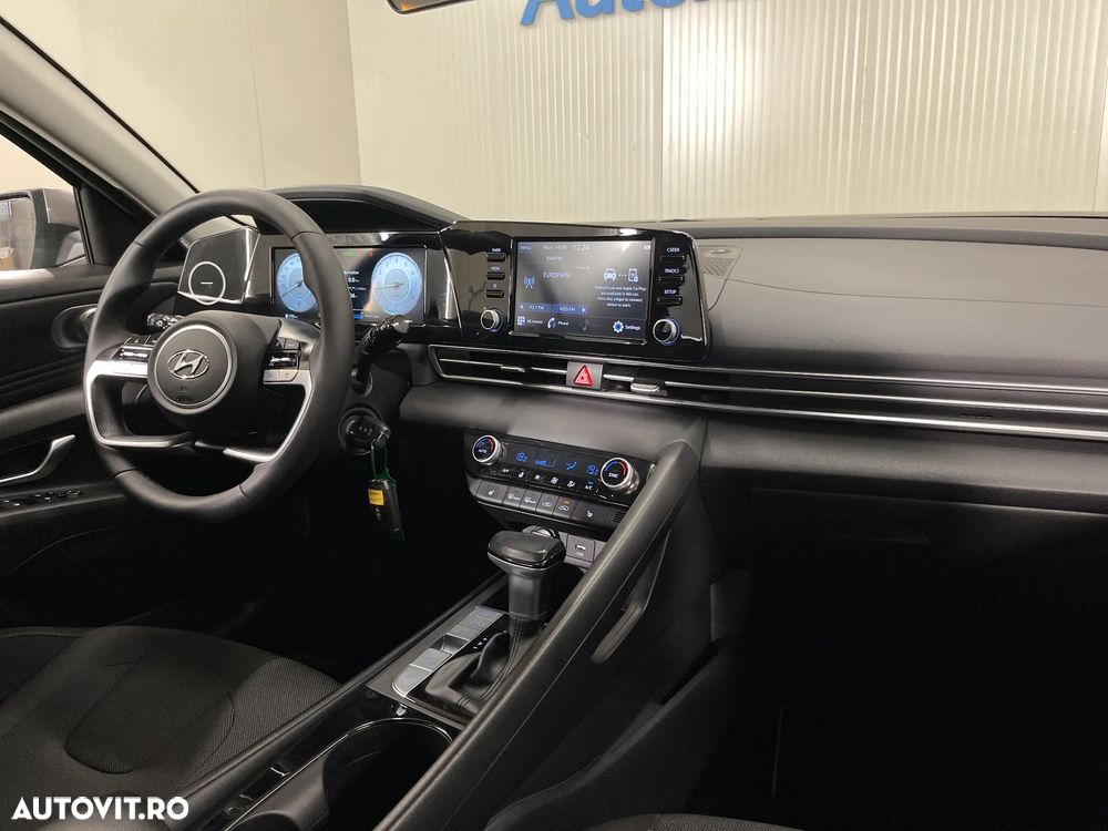 Hyundai Elantra 1.6 l 123 CP CVT Highway - 9