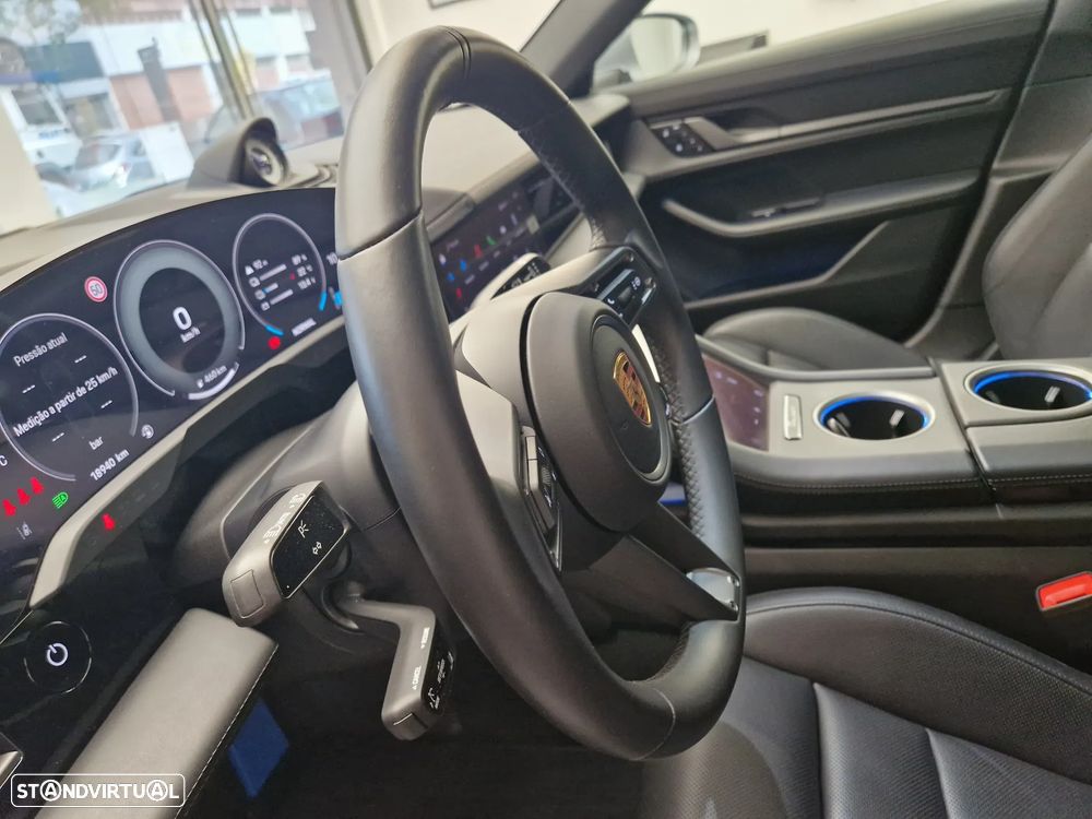 Porsche Taycan Standard - 22