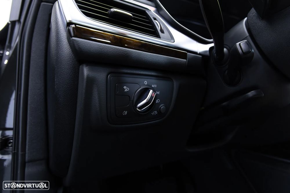 Audi A6 Avant 3.0 TDI V6 quattro S-line S tronic - 40