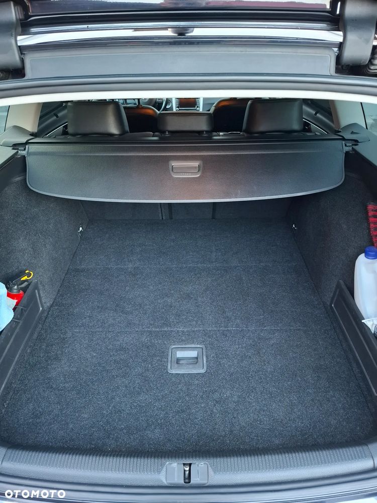 Volkswagen Passat 2.0 TDI Highline DSG - 9
