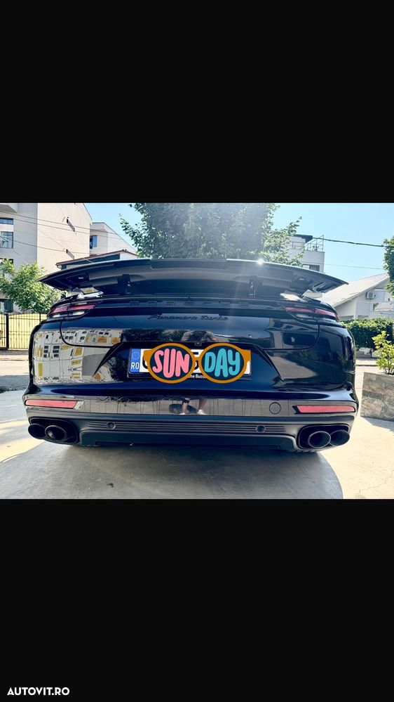 Porsche Panamera Turbo Sport Turismo - 2