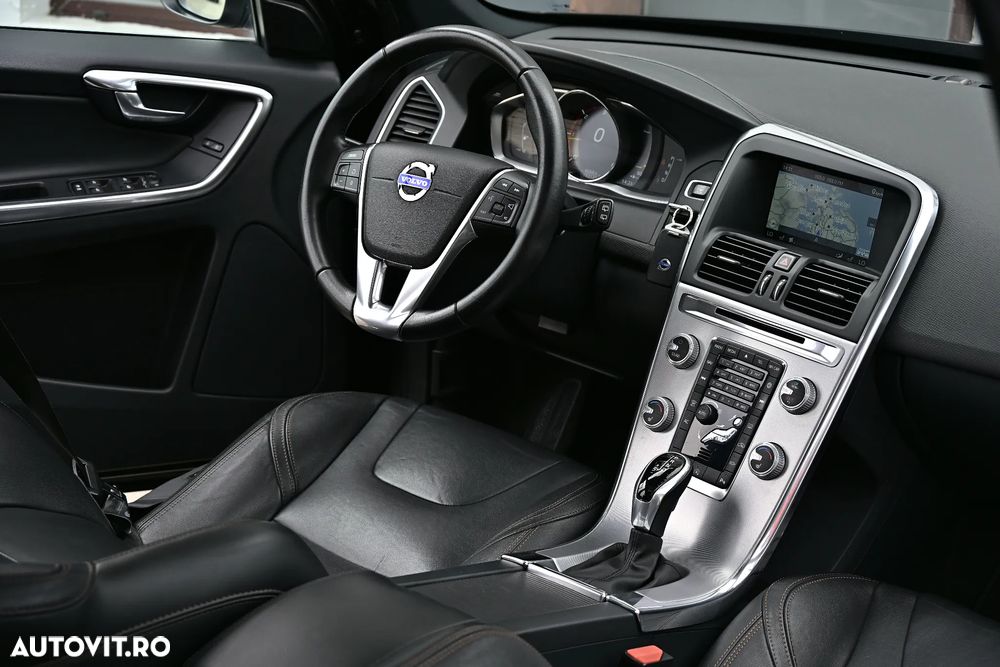 Volvo XC 60 D4 Geartronic Summum - 9