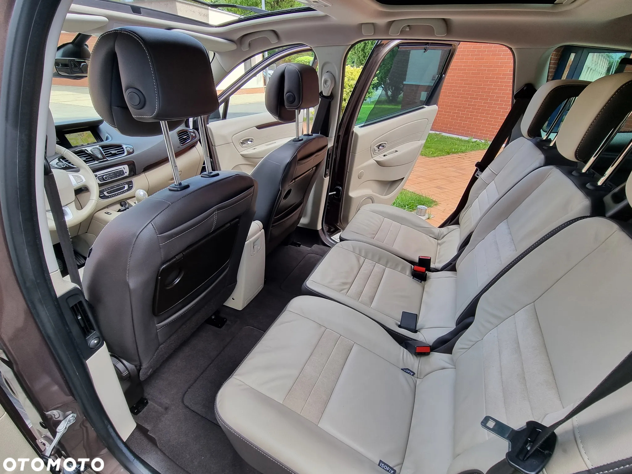 Renault Grand Scenic Gr 1.4 16V TCE Bose Edition - 25