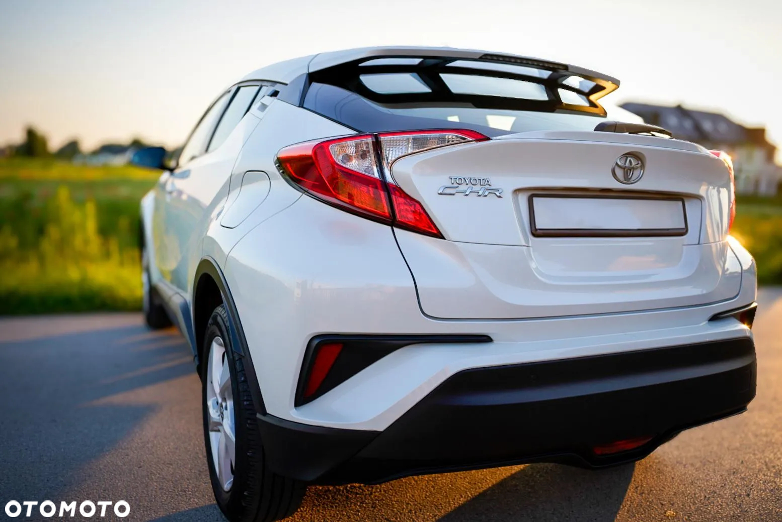 Toyota C-HR 1.2 T Premium - 4