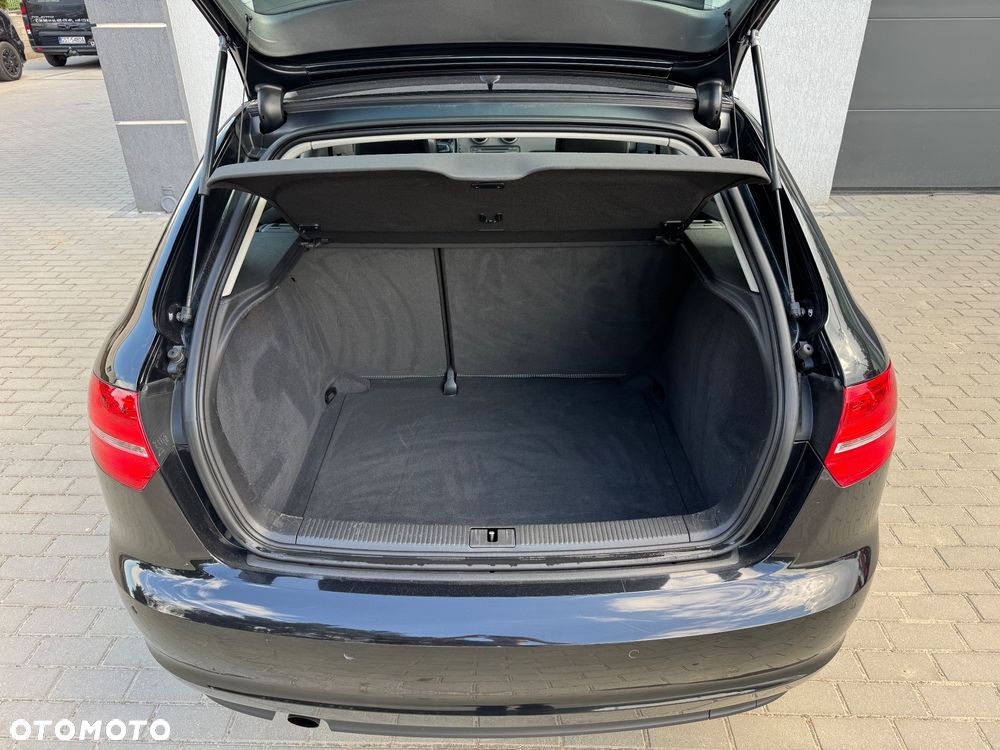 Audi A3 Sportback 2.0 TDI Attraction - 28