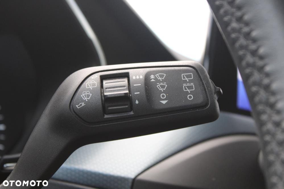 Ford Focus - 32