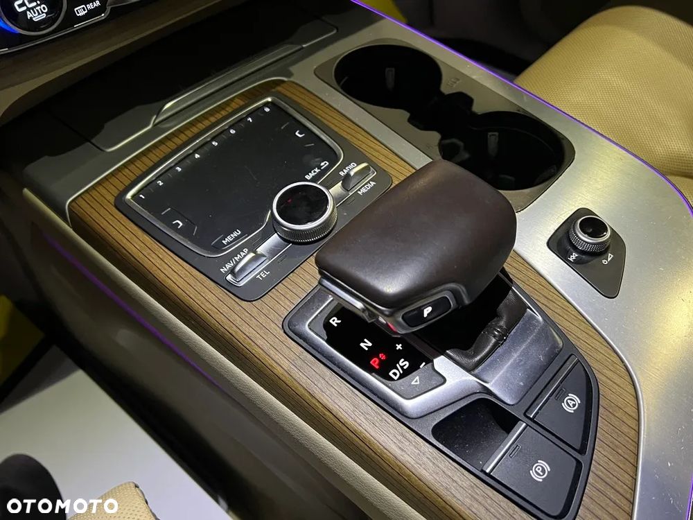 Audi SQ7 4.0 TDI Quattro Tiptronic - 19