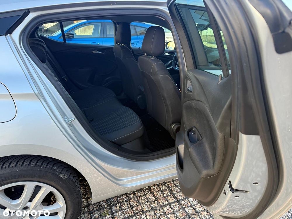 Opel Astra - 9