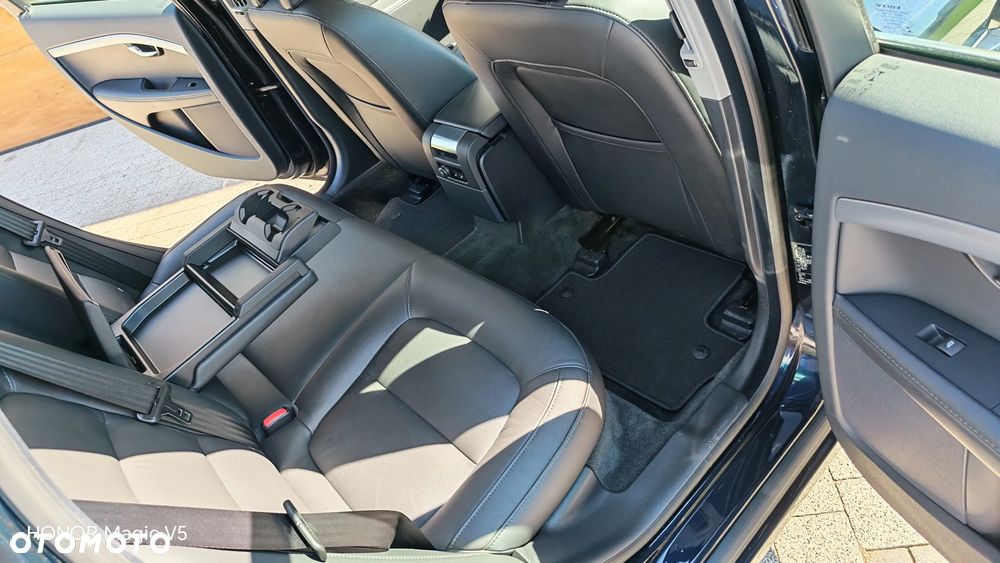 Volvo V70 D4 Geartronic Summum - 26