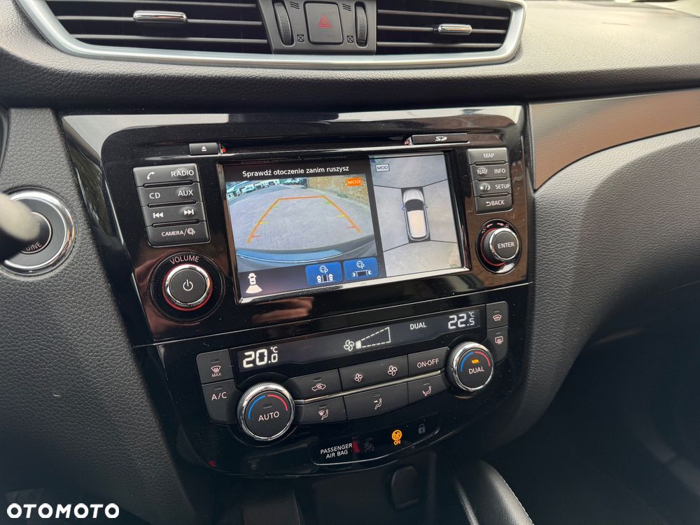 Nissan Qashqai 1.2 DIG-T Xtronic TEKNA - 19