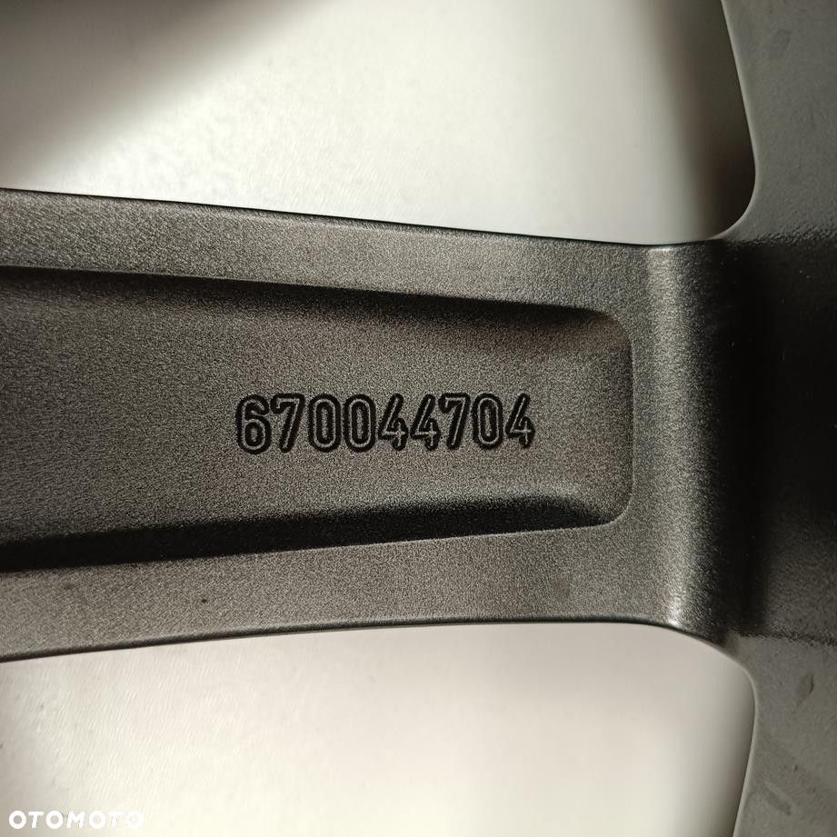 Alufelga 5x114,3 19 Maserati Levante 670044704 (F8448) - 7