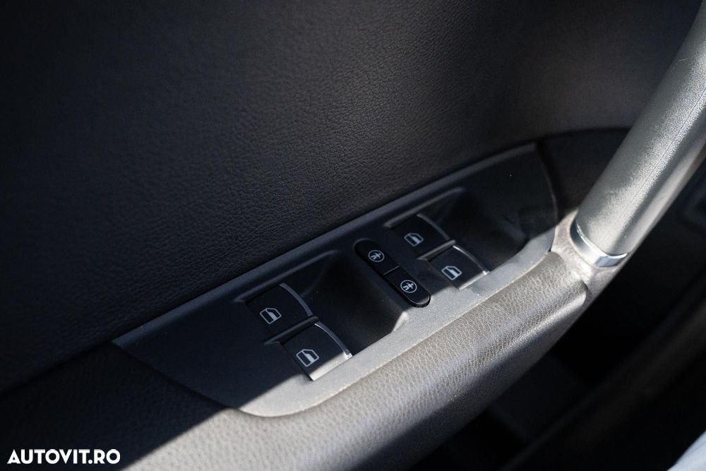 Volkswagen Touareg - 23