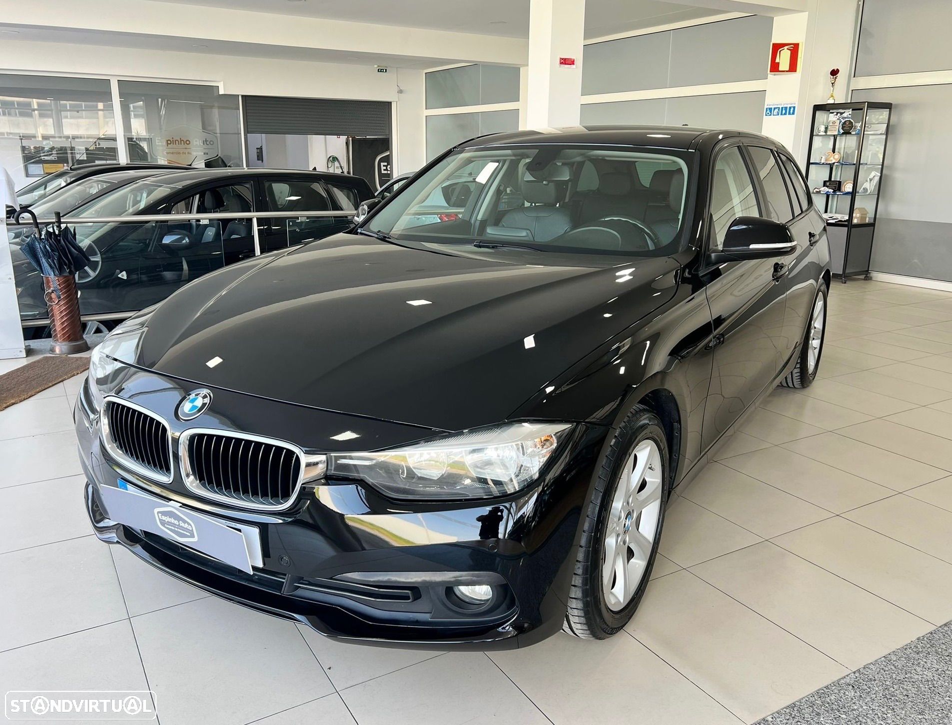 BMW 318 d Touring Advantage Auto - 1