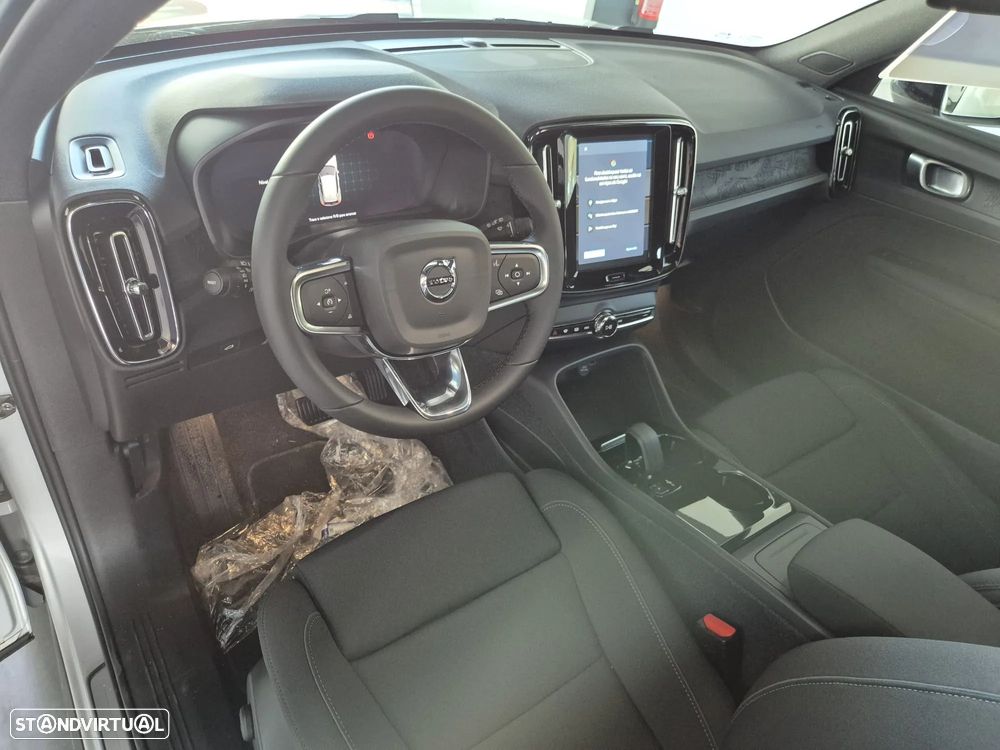Volvo XC 40 Recharge Extended Range Plus - 16